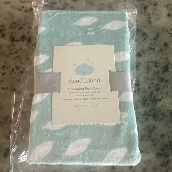 cloud island Other - New Cloud Island Changing Pad Cover Aqua Blue Fish Baby Machine Washable Target